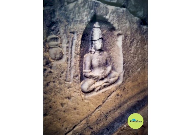 sculpture of lord shiva at Shivaganga waterfalls