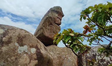 Trek to Guddehalli Peak